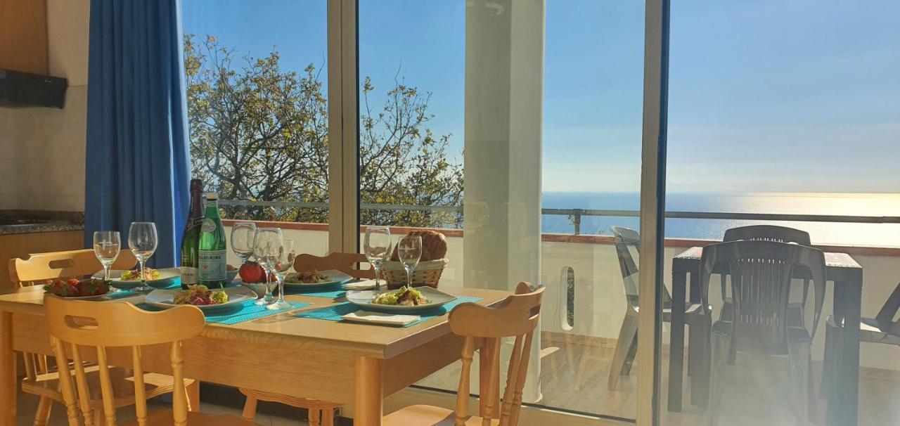 Naturamare Apartments - Piscina Idromassaggio Con Vista Mare Aperta Fino Alle Ore 22-00 กาโปวาติกาโน ภายนอก รูปภาพ