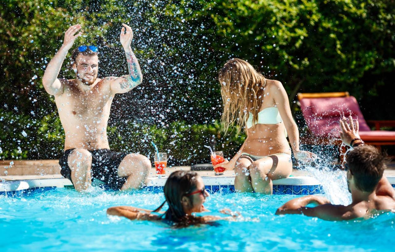 Naturamare Apartments - Piscina Idromassaggio Con Vista Mare Aperta Fino Alle Ore 22-00 กาโปวาติกาโน ภายนอก รูปภาพ